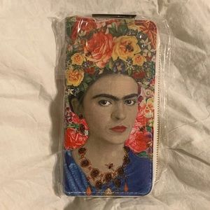 #fridaKahlo #clutch